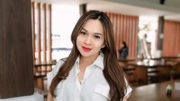 Sasha Alexa pernah menikah sebanyak tiga kali, tapi gagal terus. (Foto: dok Instagram)