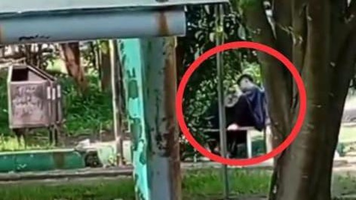 Sejoli mesum di Taman Merjosari, Kecamatan Lowokwaru, Kota Malang