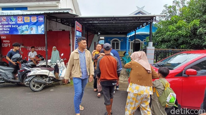 Suasana rumah duka Dirtek PSM Makassar Syamsuddin Batola di Maros.