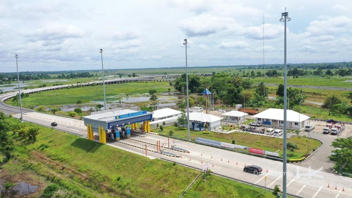 PT Hutama Karya (HK) akan memberlakukan tarif normal untuk Tol Terbanggi Besar-Pematang Panggang-Kayu Agung (Terpeka). Pengenaan tarif normal bagi pengguna jalan ini akan berlaku pada Minggu (17/12) pukul 22.00 WIB.