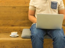 Jangan Anggap Sepele, Sering Memangku Laptop Bikin Kualitas Sperma Jelek
