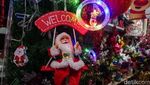Berburu Pernak-pernik Natal di Pasar Pagi Jakarta