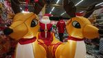 Berburu Pernak-pernik Natal di Pasar Pagi Jakarta