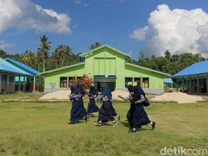 Guru Berprestasi Bawa Inovasi Digital di Sekolah Pedalaman Konawe