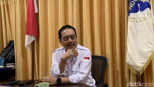 Ketua PHRI Bali Tjokorda Oka Artha Ardana Sukawati alias Cok Ace saat ditemui detikBali di kantor Bali Tourism Board (BTB), Jumat (13/12/2024).