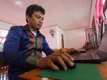 Kisah Guru di Pedalaman Konkep, Punya Segudang Prestasi Berkat Jago Coding