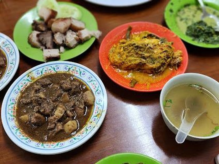 Kuliner di Jalan Pramuka Jakarta Timur
