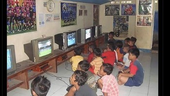 Nggak sia-sia punya pelatihan tiap keluraha. Foto: X.com