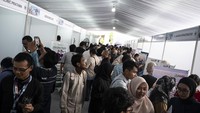 Kementerian Ketenagakerjaan menggelar bursa kerja yang menawarkan puluhan ribu lowongan dari perusahaan-perusahaan multinasional, berlangsung hingga Sabtu (14/12). 