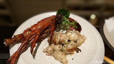 Libur Nataru Bisa Nikmati  Makanan Jepang di Restoran Tertinggi Ini