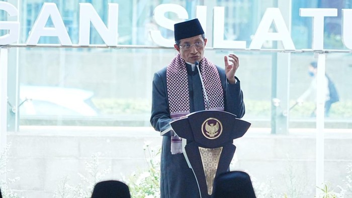 Menag Nasaruddin Umar saat peresmian Terowongan Silaturahim, di Jakarta, Kamis (12/12/2024)