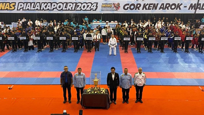 Pembukaan Kejurnas Karate Inkanas Piala Kapolri 2024 di GOR Ken Arok, Kota Malang