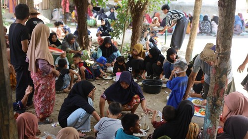 Suasana tradisi begawe masyarakat Sasak di Lombok, NTB. (Firga Raditya Pamungkas/detikBali)