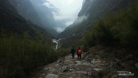 Trek ke Duerali mirip jalur Toreannya Rinjani