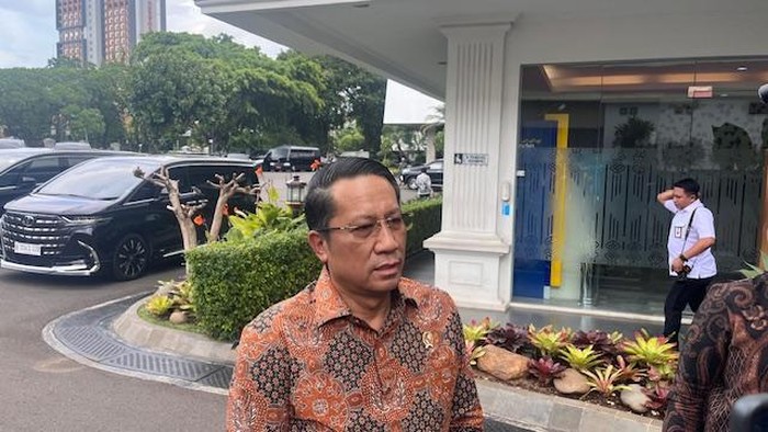 Yusril-Supratman di Istana Merdeka