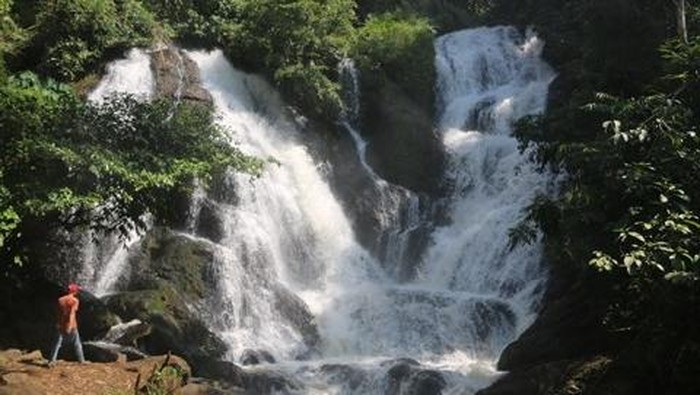 Air Terjun Lemutu di Muara Enim