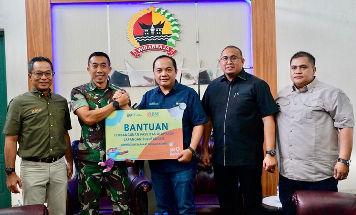 Andre Rosiade Gandeng BNI Bangun Lapangan Bulu Tangkis Korem 032/Wirabraja