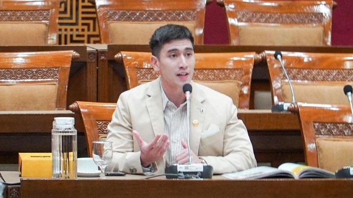 Anggota Komisi X DPR RI Verrell Bramasta