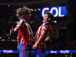Bertahanlah Sedikit Lebih Lama, Griezmann