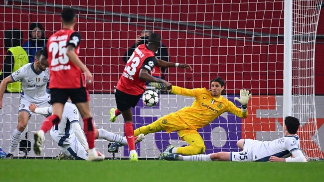 Augsburg vs Bayer Leverkusen