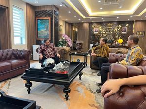 Iqbal Temui Airlangga, Bahas Jalan Port to Port Lembar-Kayangan