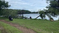 Danau KIIC menunjukkan bahwa di balik deru kawasan industri, Karawang masih menyimpan potensi alam yang belum tergali sepenuhnya. Jika dikelola dengan baik, tempat ini bisa menjadi destinasi wisata alam yang ramah bagi semua kalangan. (Asti Azhari/detikTravel)