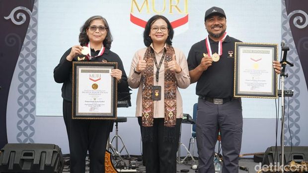 English Massive rekor MURI Kota Kediri