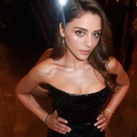 10. Sıla TürkoğluMenjelang akhir tahun, Majalah Nubia merilis daftar tahunan wanita tercantik. Aktris Turki ini menempati posisi 10.Foto: InstagramJisoo BLACKPINK, Wanita Tercantik di Dunia Nomor 1 Versi Majalah Nubia