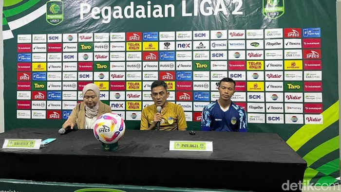 Jumpa pers PSIM Jogja jelang menghadapi Persipa Pati di Stadion Mandala Krida, Kota Jogja, Sabtu (14/12/2024).