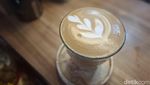 Kafe Kecil di Pasar Santa Ini Punya Biji Kopi Berkualitas Internasional