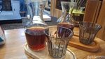 Kafe Kecil di Pasar Santa Ini Punya Biji Kopi Berkualitas Internasional