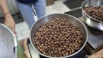 Kafe Kecil di Pasar Santa Ini Punya Biji Kopi Berkualitas Internasional