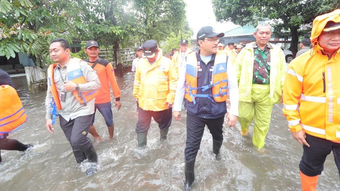 Menteri Sosial Saifullah Yusuf