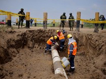 Pencurian Bahan Bakar Rugikan Industri Minyak Ekuador Jutaan Dolar