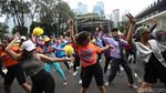 Ratusan Emak-emak Meriahkan Zumba HUT Transmedia di Istora Senayan