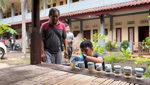 Satresnarkoba Polres Lombok Barat, Nusa Tenggara Barat (NTB), melakukan Kegiatan Rutin Yang Ditingkatkan (KRYD) di dua lokasi rumah kost di wilayah Batulayar. (Istimewa)