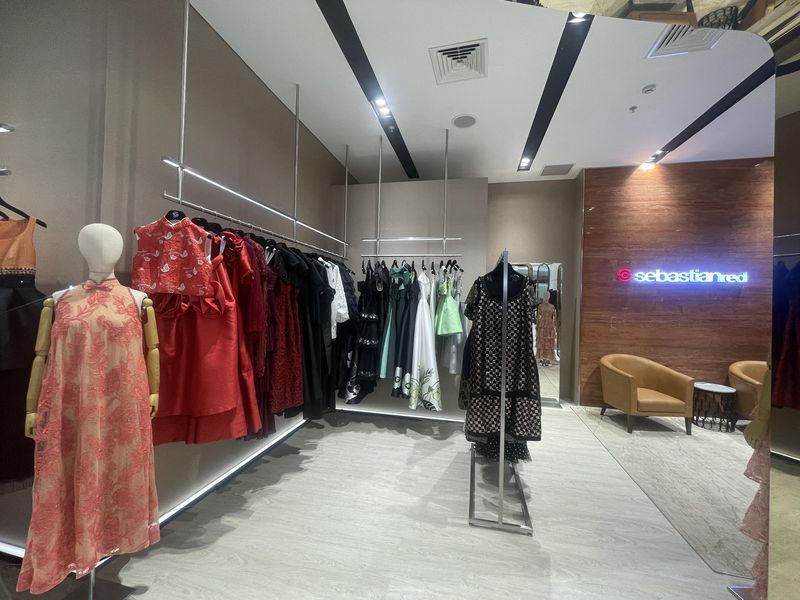 SebastianRed di METRO Plaza Senayan