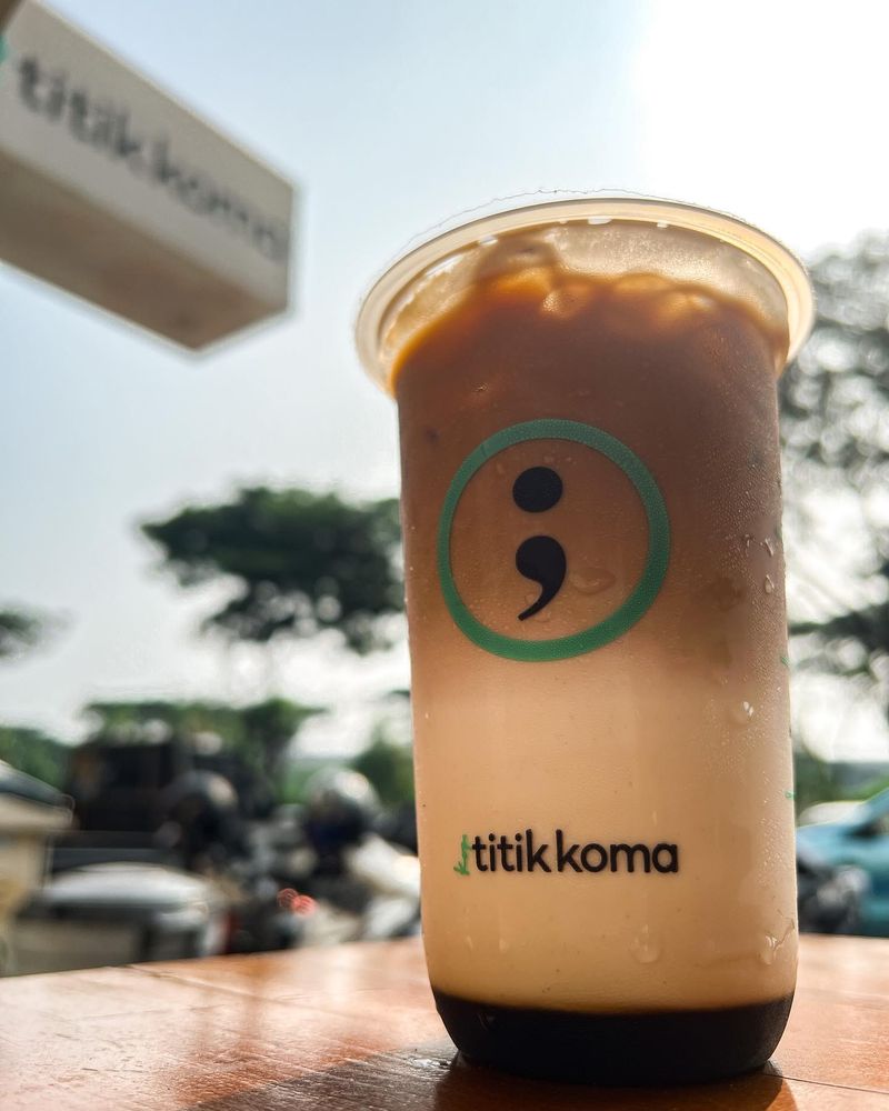 5 Kafe Ini Punya Kopi Susu Enak dan Buka Jam 07.00 Pagi