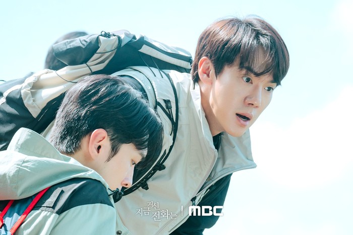 Chae Soo Bin dan Yoo Yeon Seok pemain When the Phone Rings