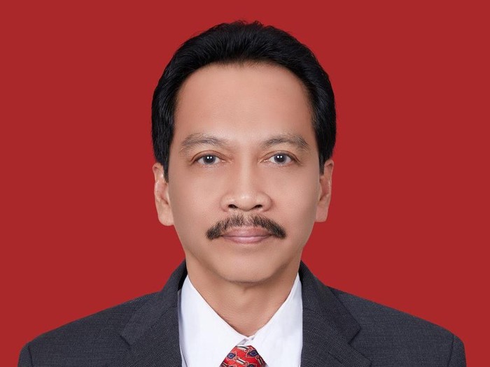 Eks Sekda Provinsi Jambi Ridham Priskap meninggal dunia