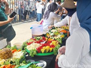 Video: Ngerujak Bareng di Festival Mangga Gedong Gincu Majalengka