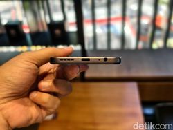 Unboxing Infinix Hot 50 Pro: HP Tipis Harga Rp 2 Jutaan