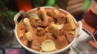 Ayana Midplaza juga sudah menyiapkan berbagai macam dessert menarik. Salah satunya Tiramisu Nutella ini. Foto: Detikcom / Atiqa Rana