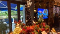 Hotel Ayana Midplaza Jakarta bisa jadi tujuan untuk menghabiskan momen Natal bersama orang terkasih. Harga paketnya mulai dari Rp 450.000++ sampai Rp 988.000++ Foto: Detikcom / Atiqa Rana