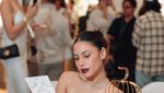 Serunya Momen Valerie Thomas Kulineran di Bali hingga Turki