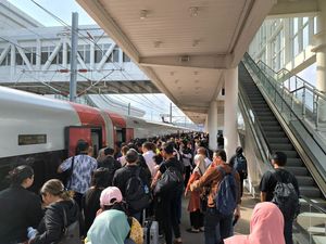 Jelang Libur Sekolah, 60 Ribu Tiket Whoosh Terjual dalam 3 Hari