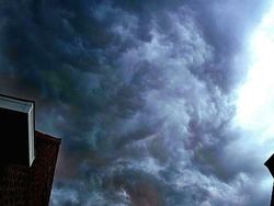 Potret Fenomena Alam Mengerikan yang Ditemui Manusia