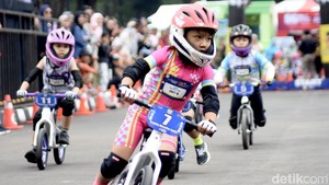 Kemeriahan dilanjutkan dengan Olimpiade Balita Push Bike pada pukul 10.00-13.00 WIB, yang menghadirkan keseruan bagi anak-anak dan keluarga.