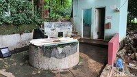 Sumur Keramat di makam Pangeran Suryanegara Cirebon.