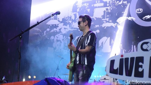 Ungu sukses menghibur penonton di HUT Transmedia ke-23 di Istora Senayan, Jakarta, Minggu (15/12/2024).